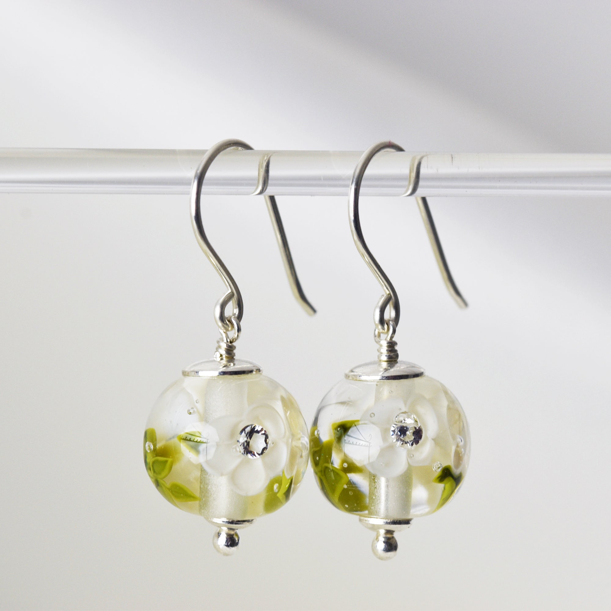 Parure avec collier et boucles d'oreilles artisanaux