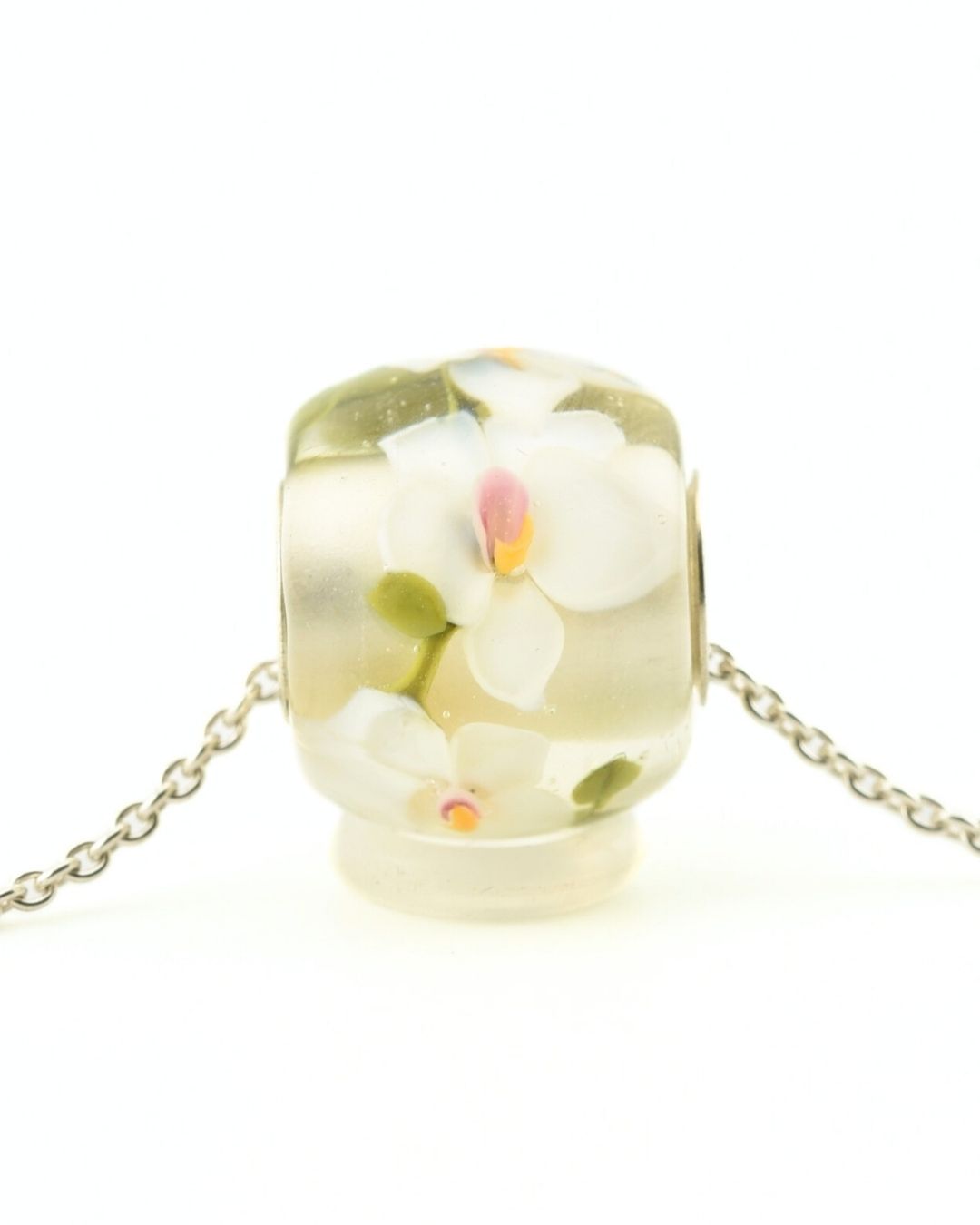 Perle pendentif, sertie d'argent massif