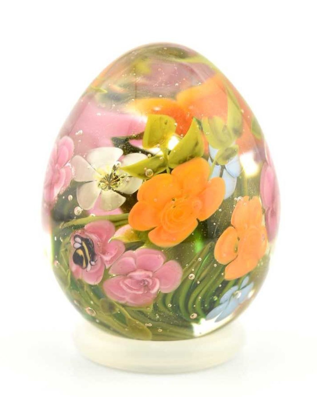 Œuf en verre décoratif avec Roses orange & fuchsia, Myosotis