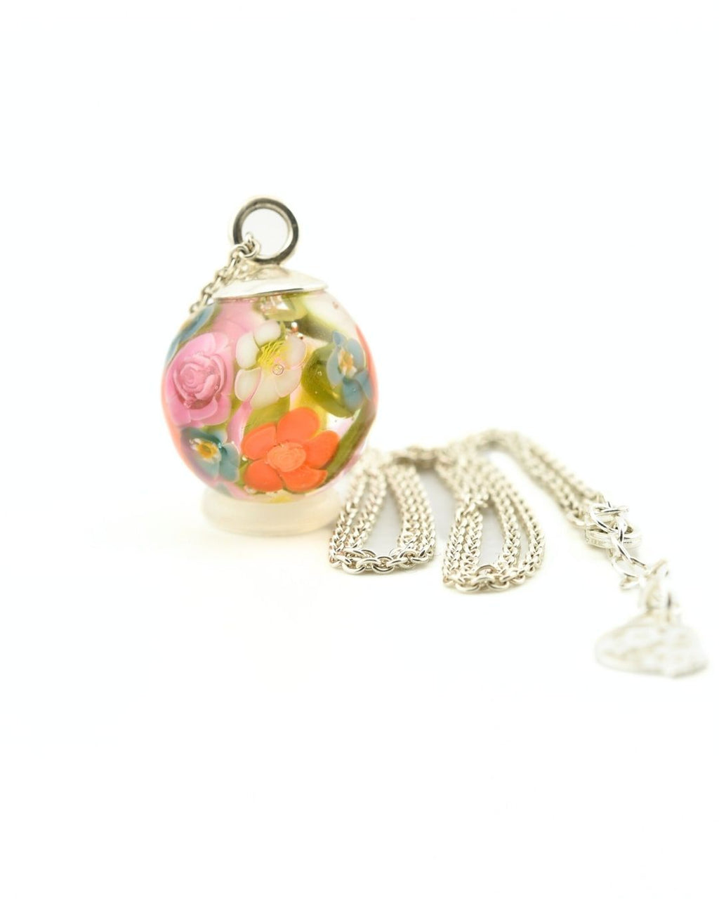 Pendentif avec chaîne en argent massif