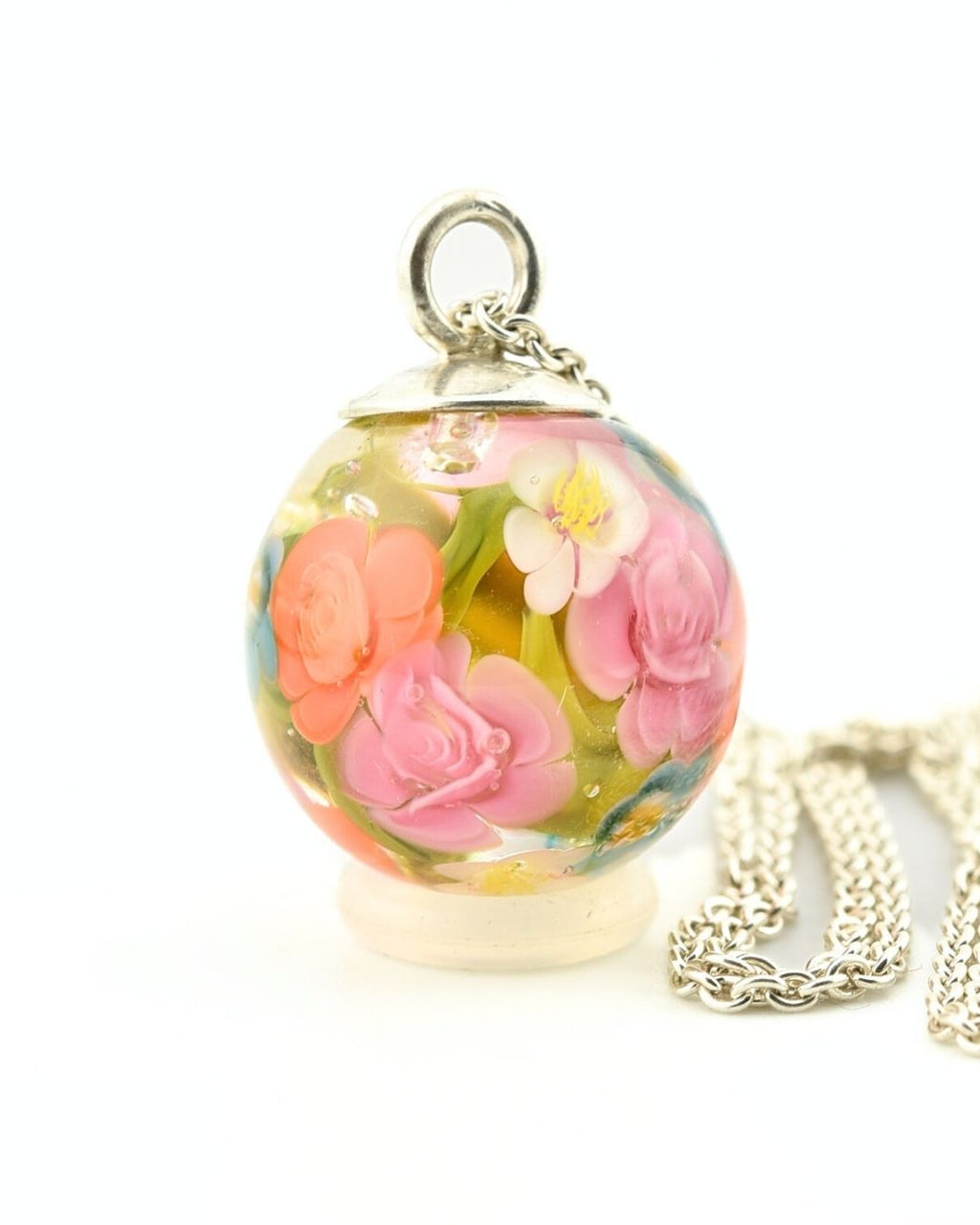 Pendentif avec chaîne en argent massif