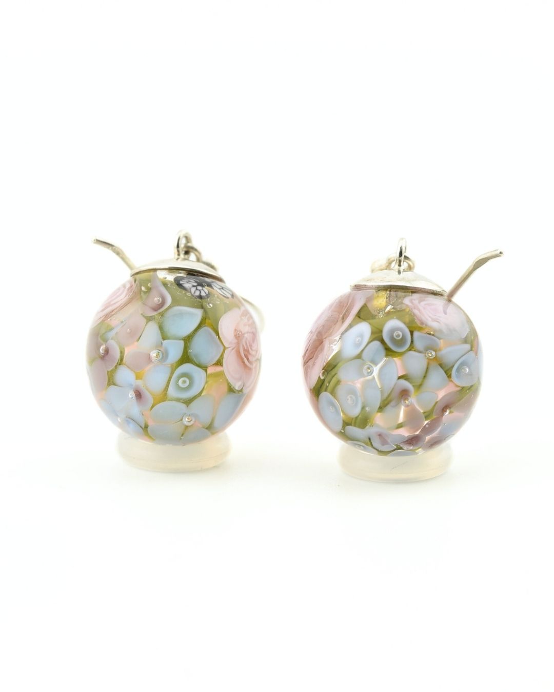 Boucles d'oreilles avec apprêts en argent massif