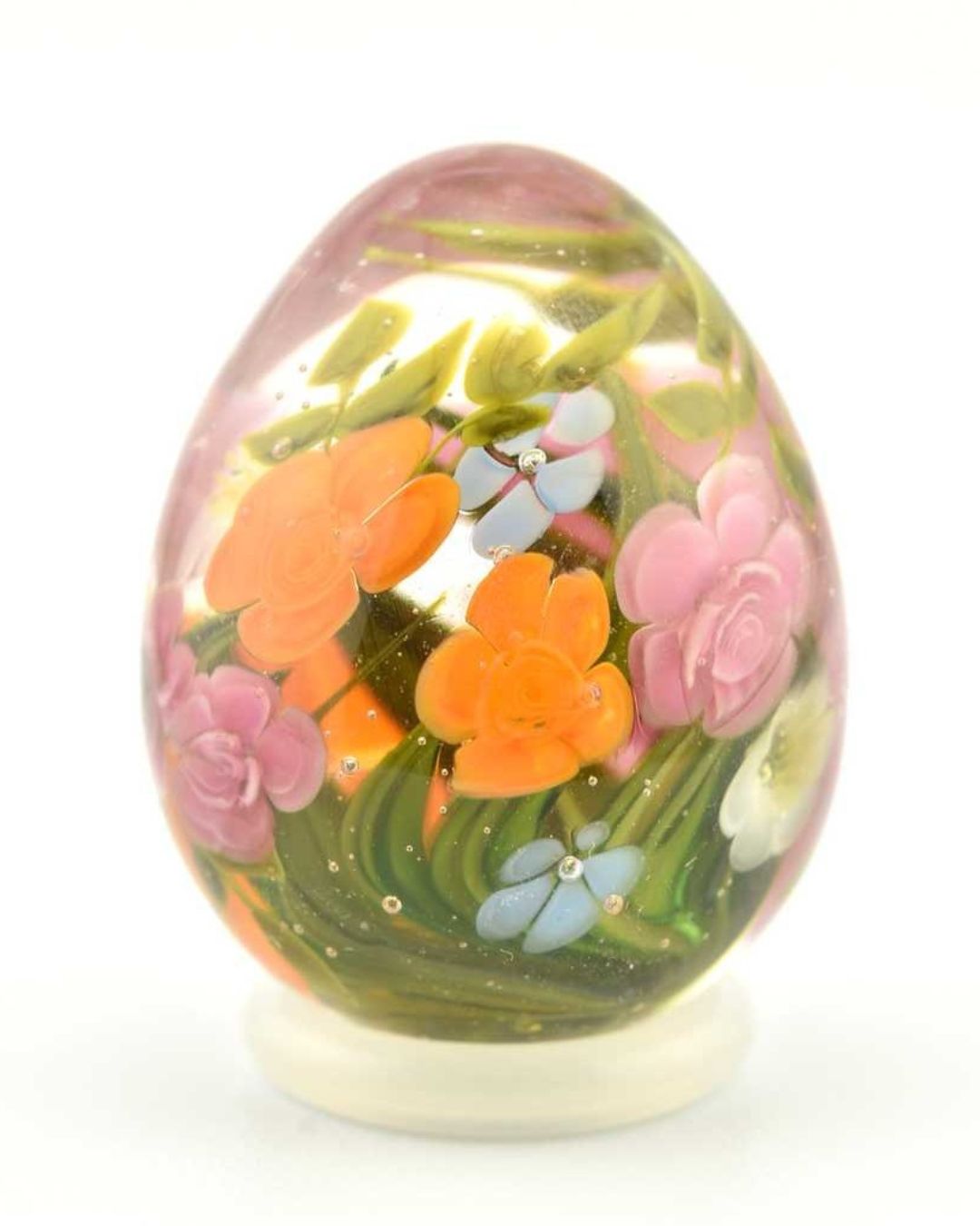 Œuf en verre décoratif avec Roses orange & fuchsia, Myosotis