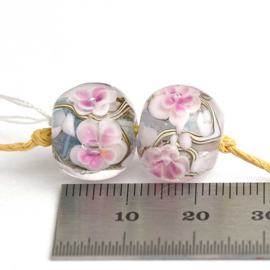 Duo de perles de verre fleurs de cerisier 🖤 Fabrication française 🖤