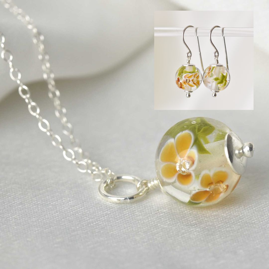 Set with handcrafted necklace and earrings
