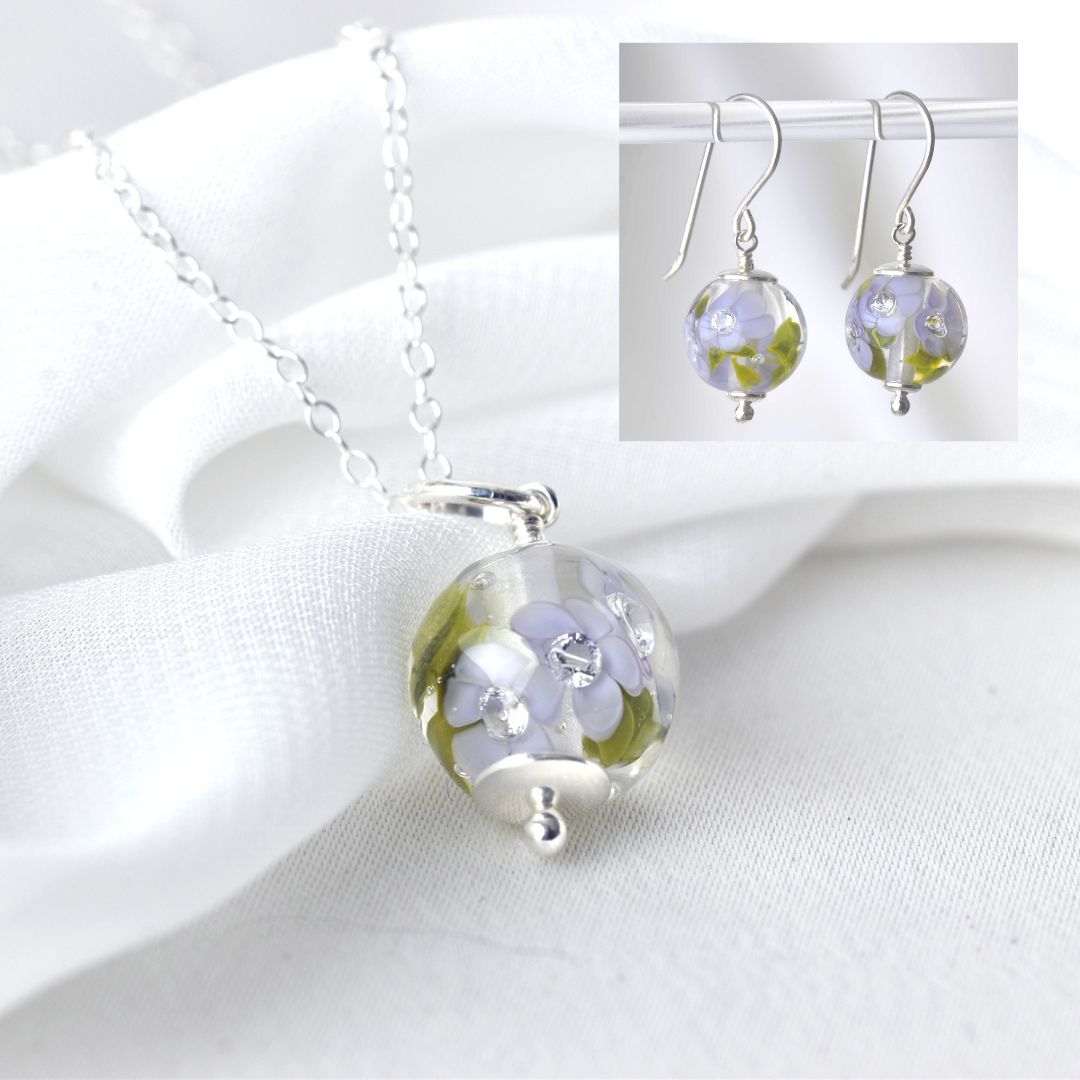 Set with handcrafted necklace and earrings