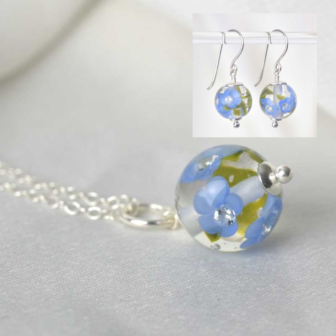 Set with handcrafted necklace and earrings