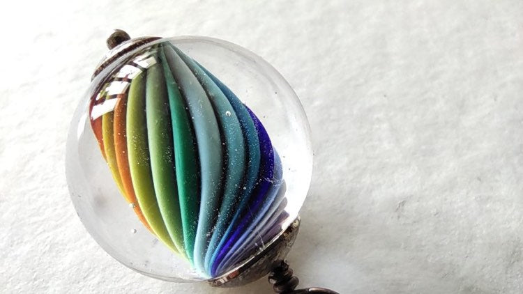 Perle de verre artisanale