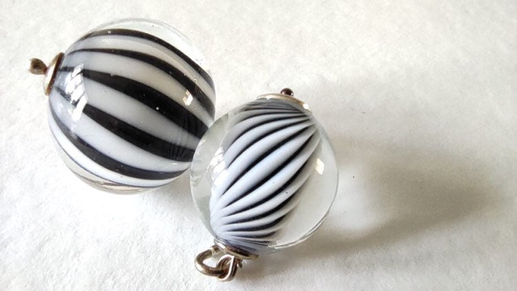 Perles de verre artisanales