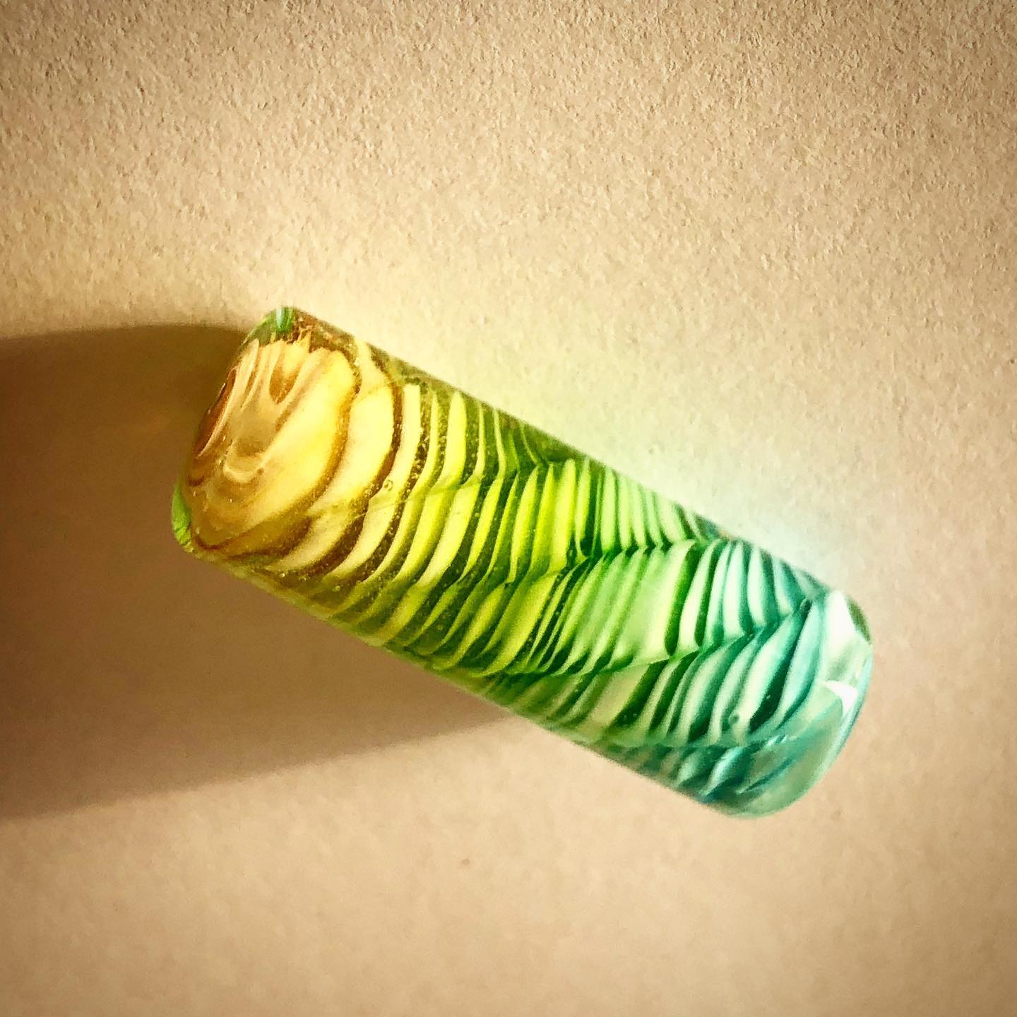 Perle de verre artisanale