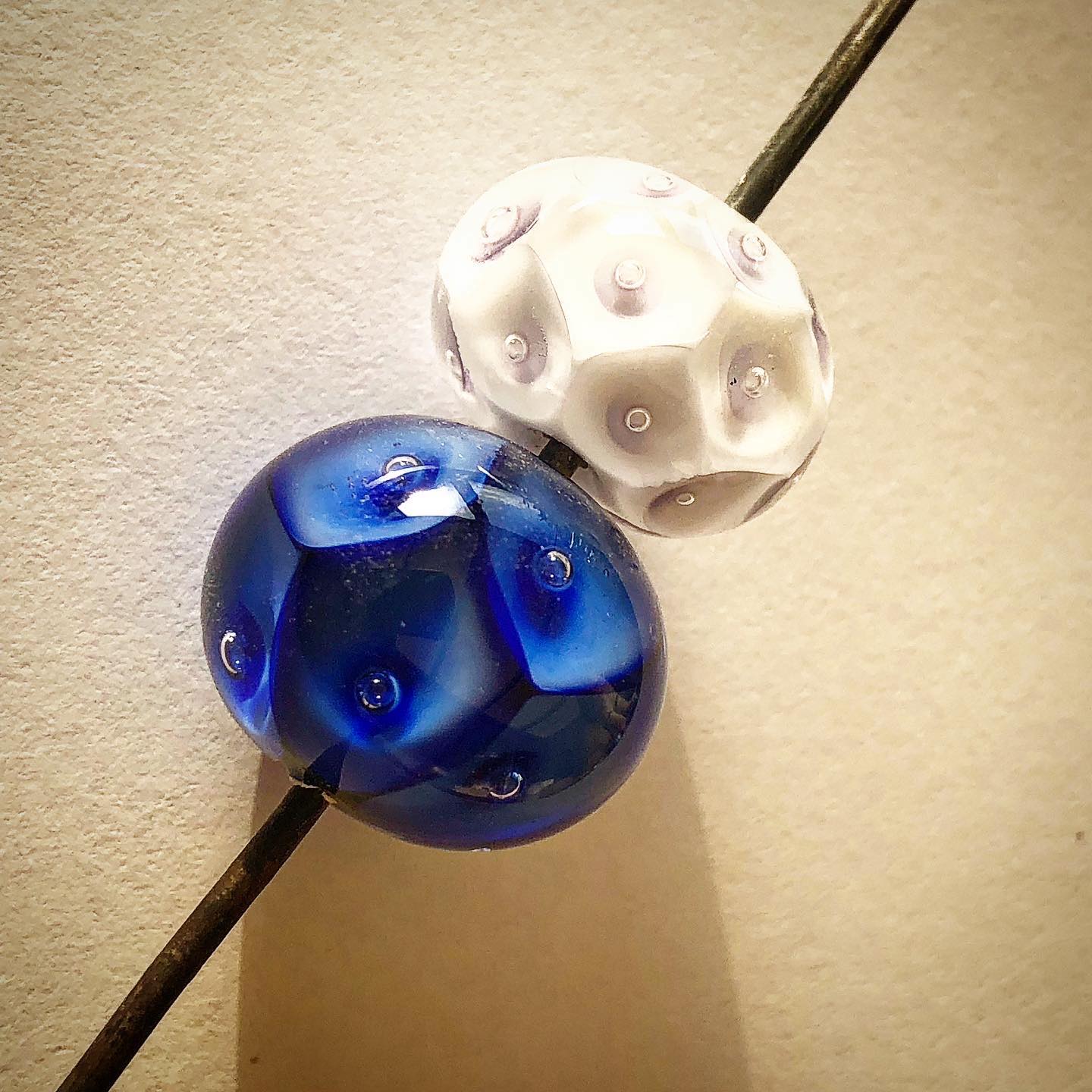 Perles de verre artisanales