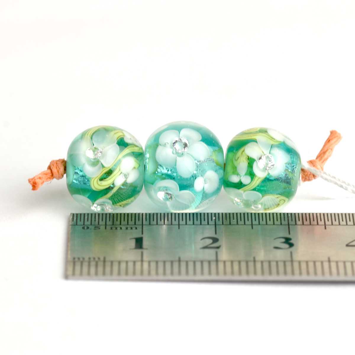 Trio de perles de verre fleuries vertes 🖤 Fabrication française 🖤