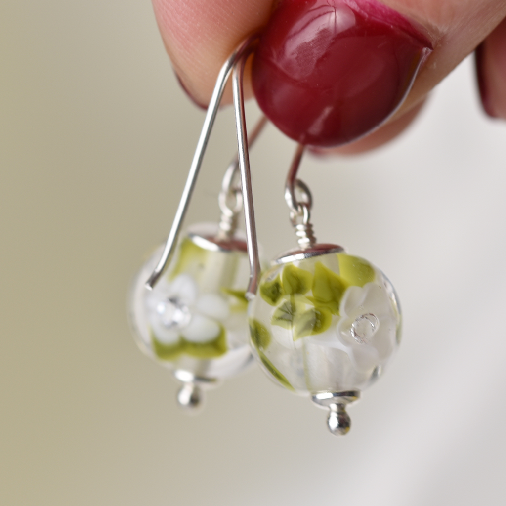Boucles d'oreille en perles de verre artisanales