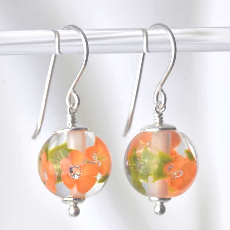 Boucles d'oreilles au fleurs de verre abricot